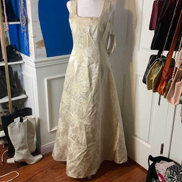Scott McClintock Dresses & Skirts - 🤎Prom - NWT Vintage Scott McClintock wedding dress